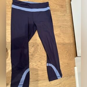 Lululemon Purple/Periwinkle Cropped Leggings